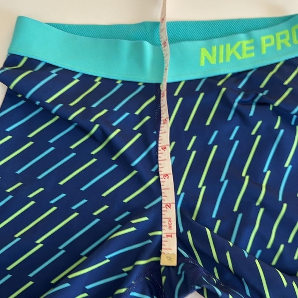 Nike Pro tights, set of 3 pairs included, all women’s S, in EUC - Picture 10 of 16